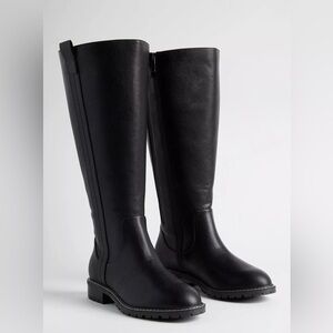 Torrid Contrast Stitch Knee Boot WW 10.5